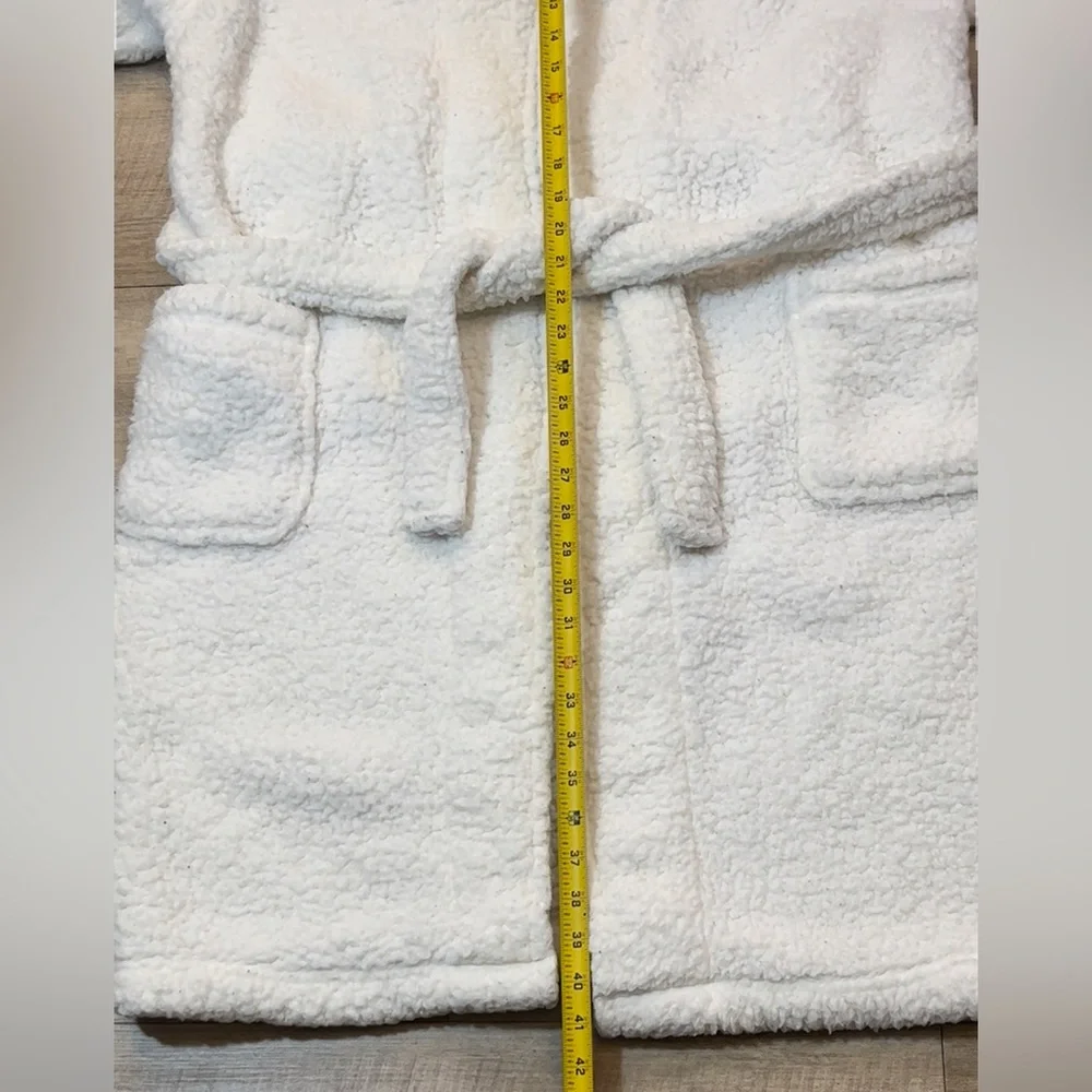 Pottery Barn Sherpa Cozy Robe Size Medium